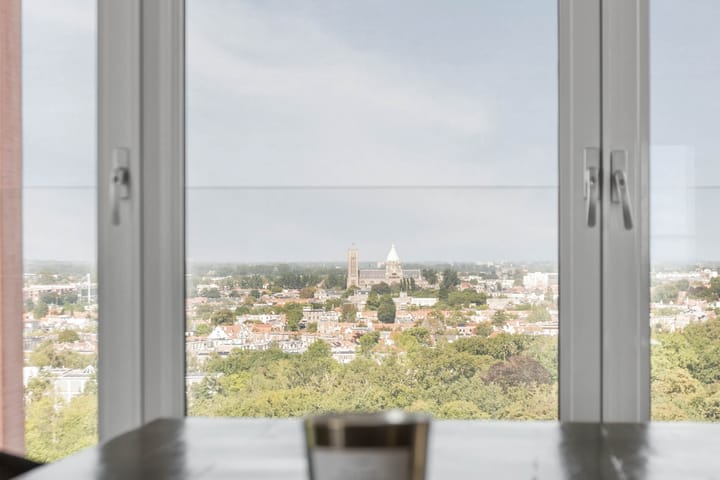 Foto 10 van Claus Sluterweg 249