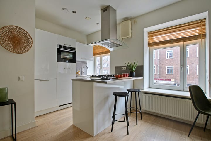 Foto 6 van Orteliusstraat 289-1A