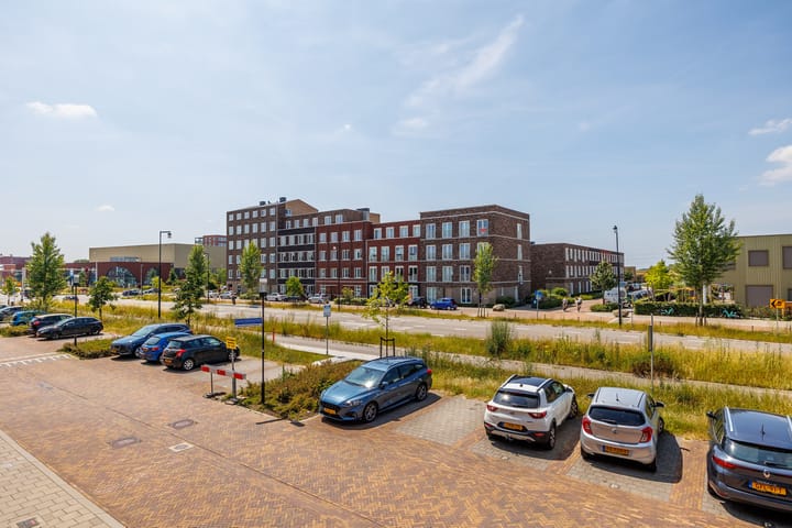 Foto 30 van Donatellostraat 136