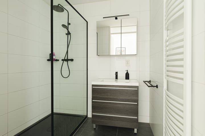 Photo 3 of Avenue Carré 203