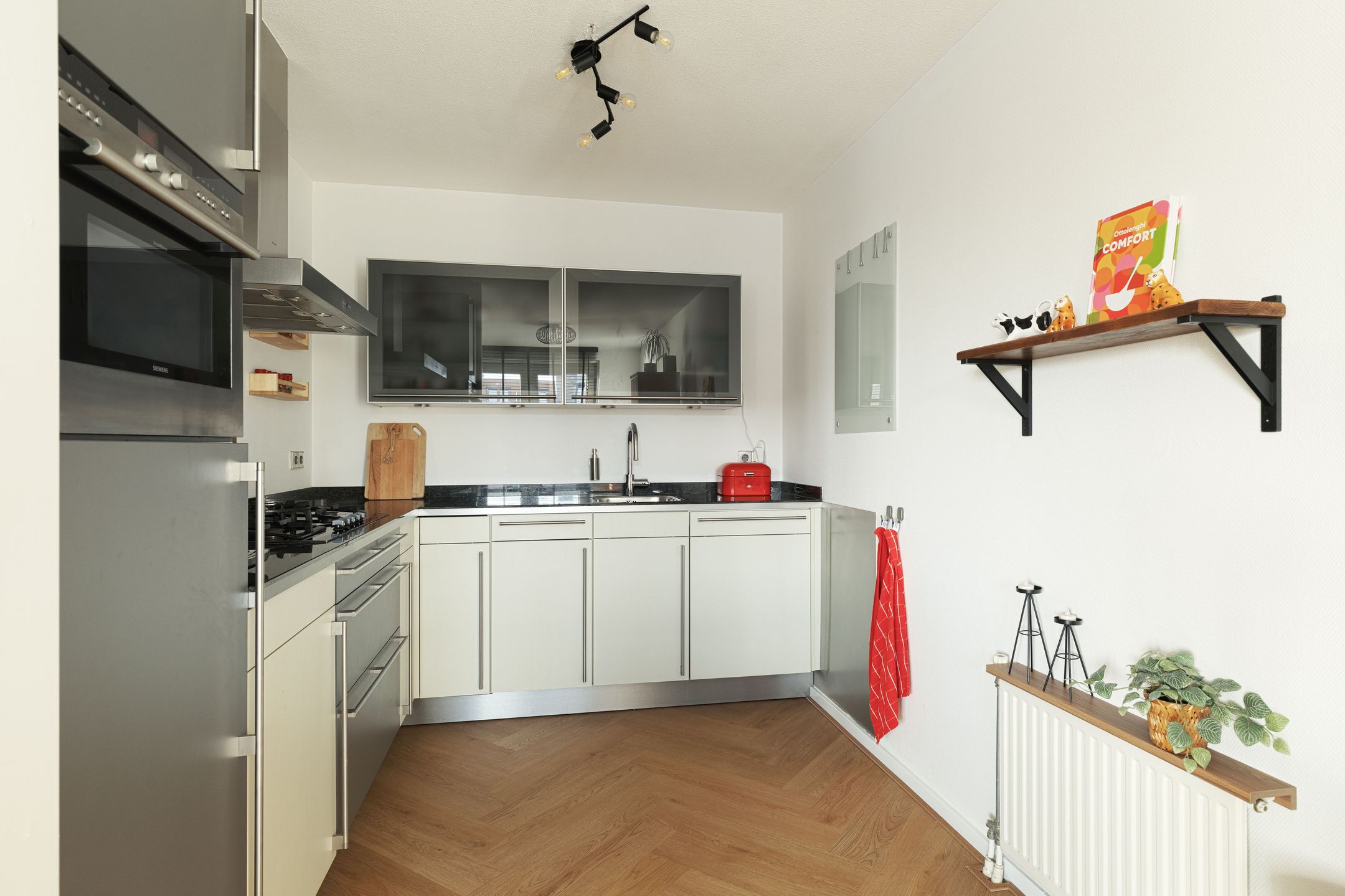 Foto 18 van Avenue Carré 203