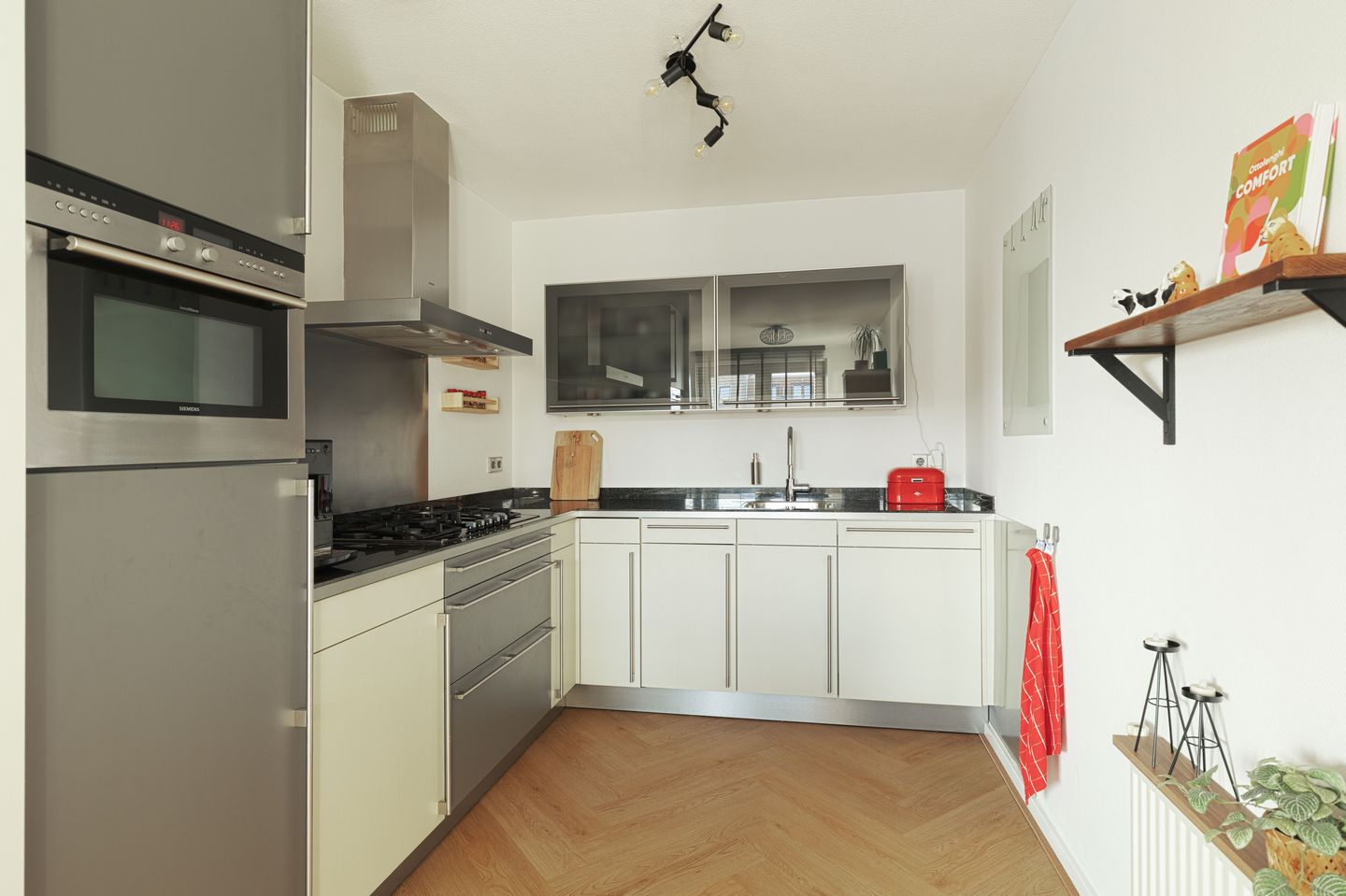 Foto 19 van Avenue Carré 203