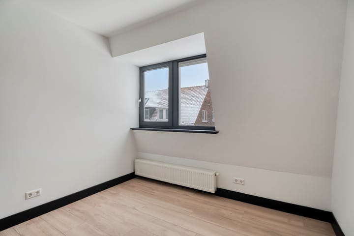 Photo 20 of Weikamp 13