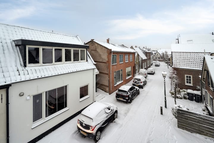 Photo 32 of Weikamp 13