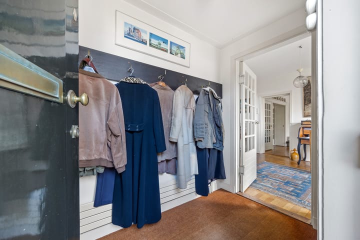 Foto 7 van Den Burghstraat 11