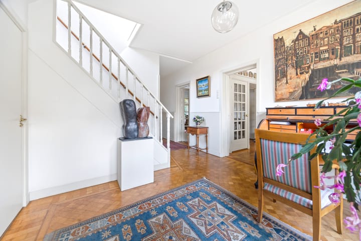 Foto 8 van Den Burghstraat 11