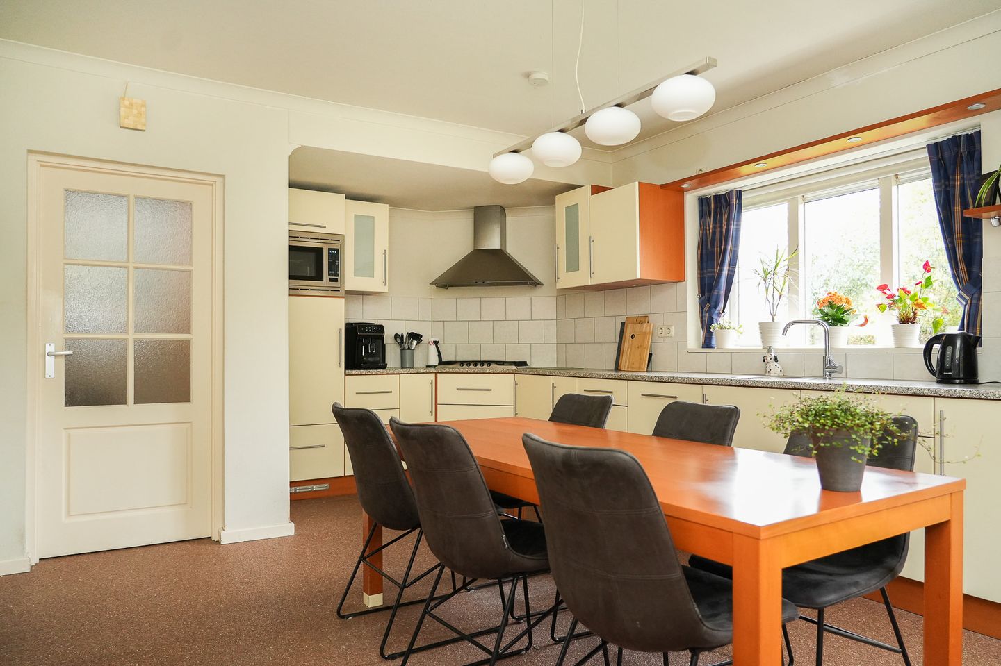 Foto 10 van Van Heemstraweg 62