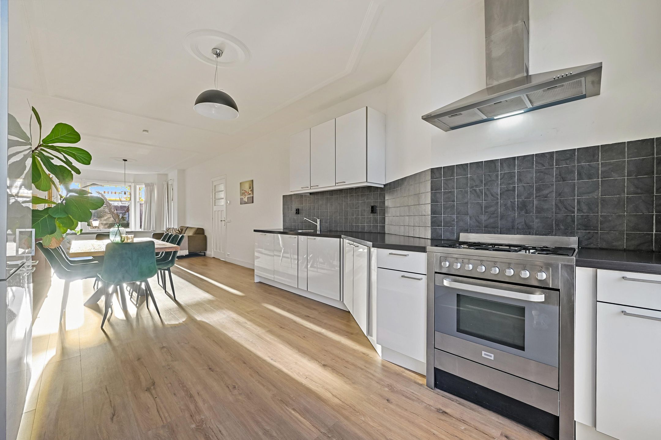 Foto 15 van Perenstraat 271