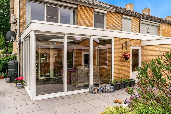 Foto 23 van Kasteel Hillenraedtstraat 15