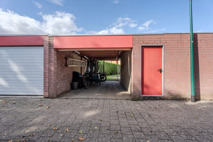 Foto 28 van Meidoorn 96