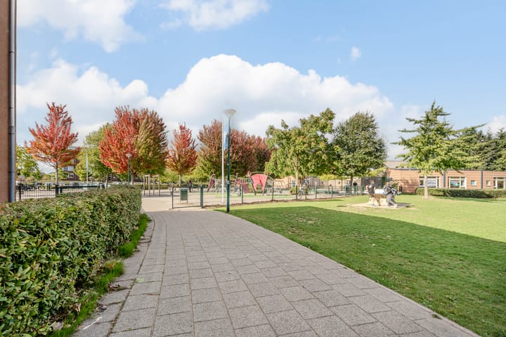 Foto 33 van Meidoorn 96