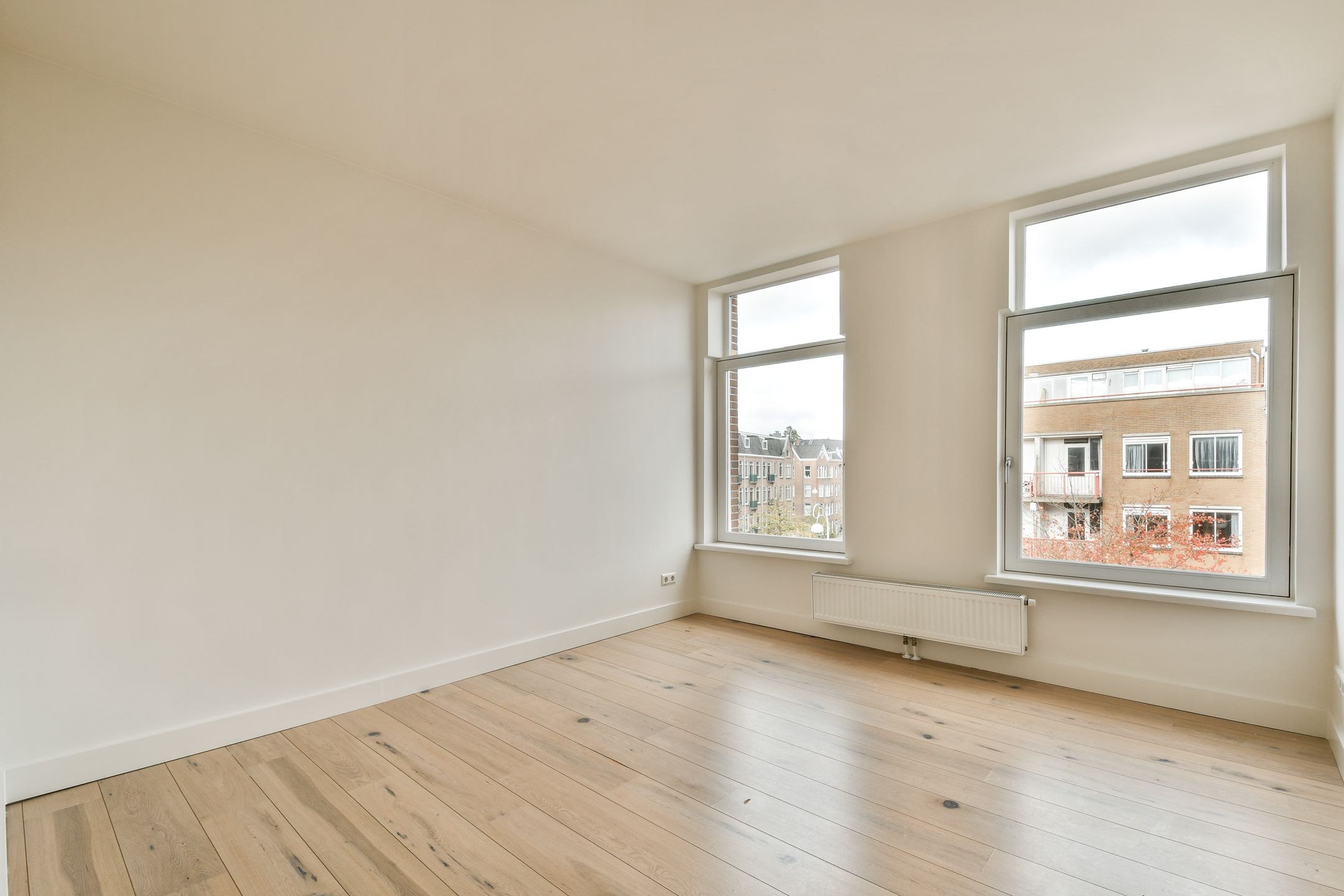 Photo 12 of Sumatrastraat 35-F