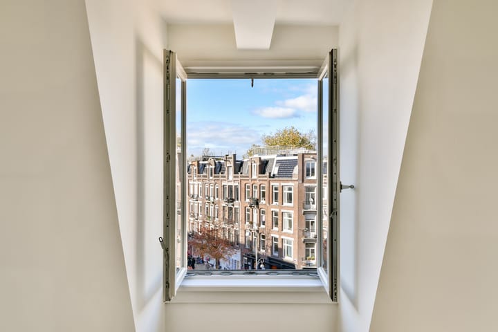 Photo 22 of Sumatrastraat 35-F