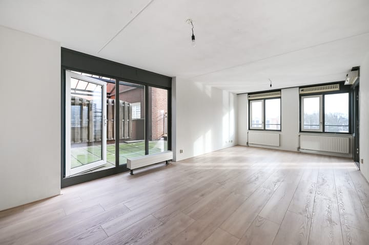 Photo 2 of Verheeskade 343