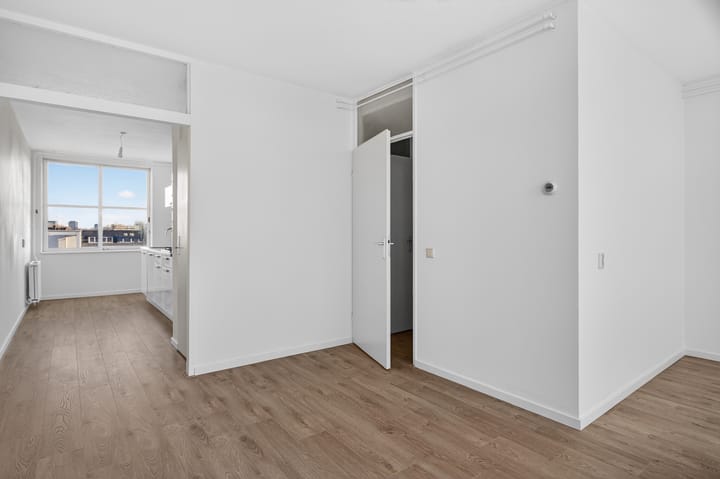 Photo 6 of Nageljongenstraat 103