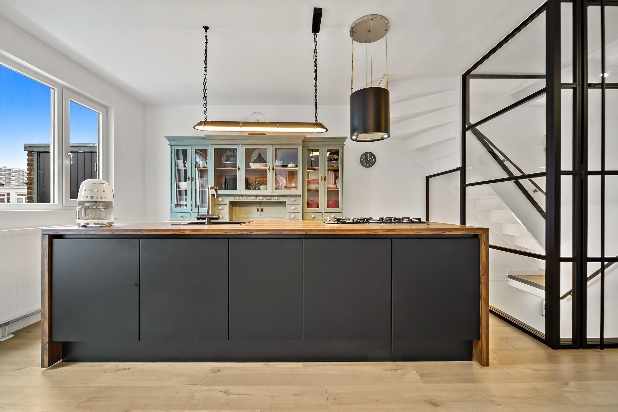 Photo 3 of Maartensdijklaan 48