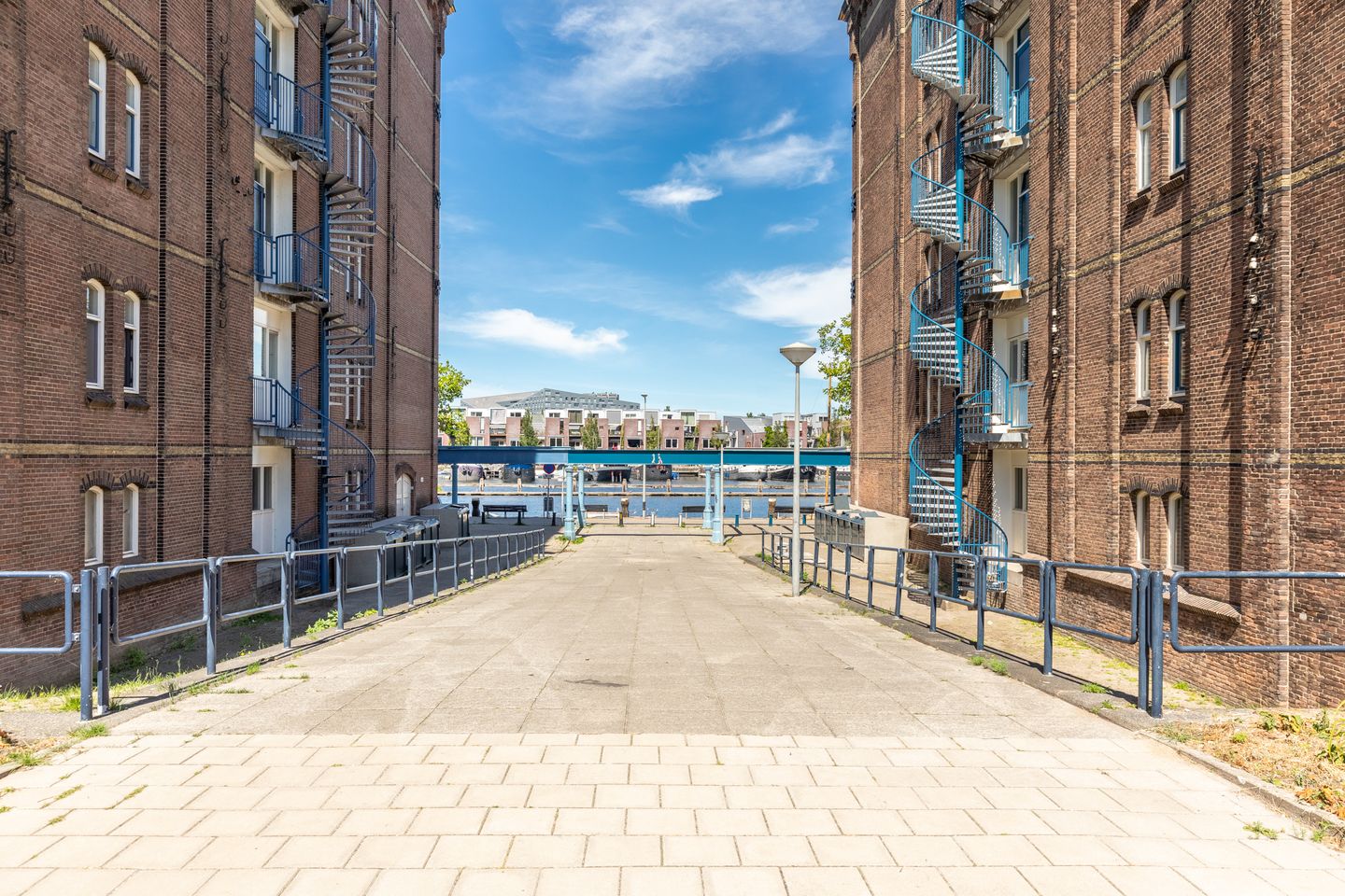 Photo 40 of Zeeburgerkade 826