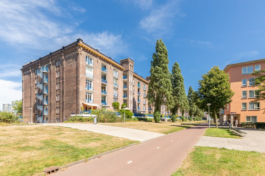 Photo 41 of Zeeburgerkade 826