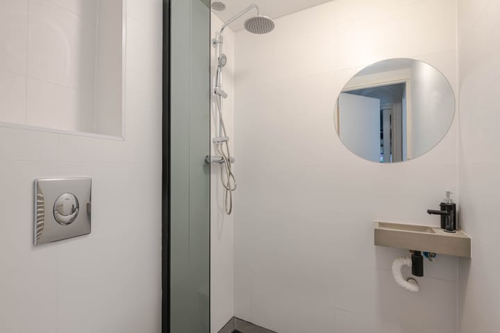 Photo 3 of Hogenbanweg 126-A