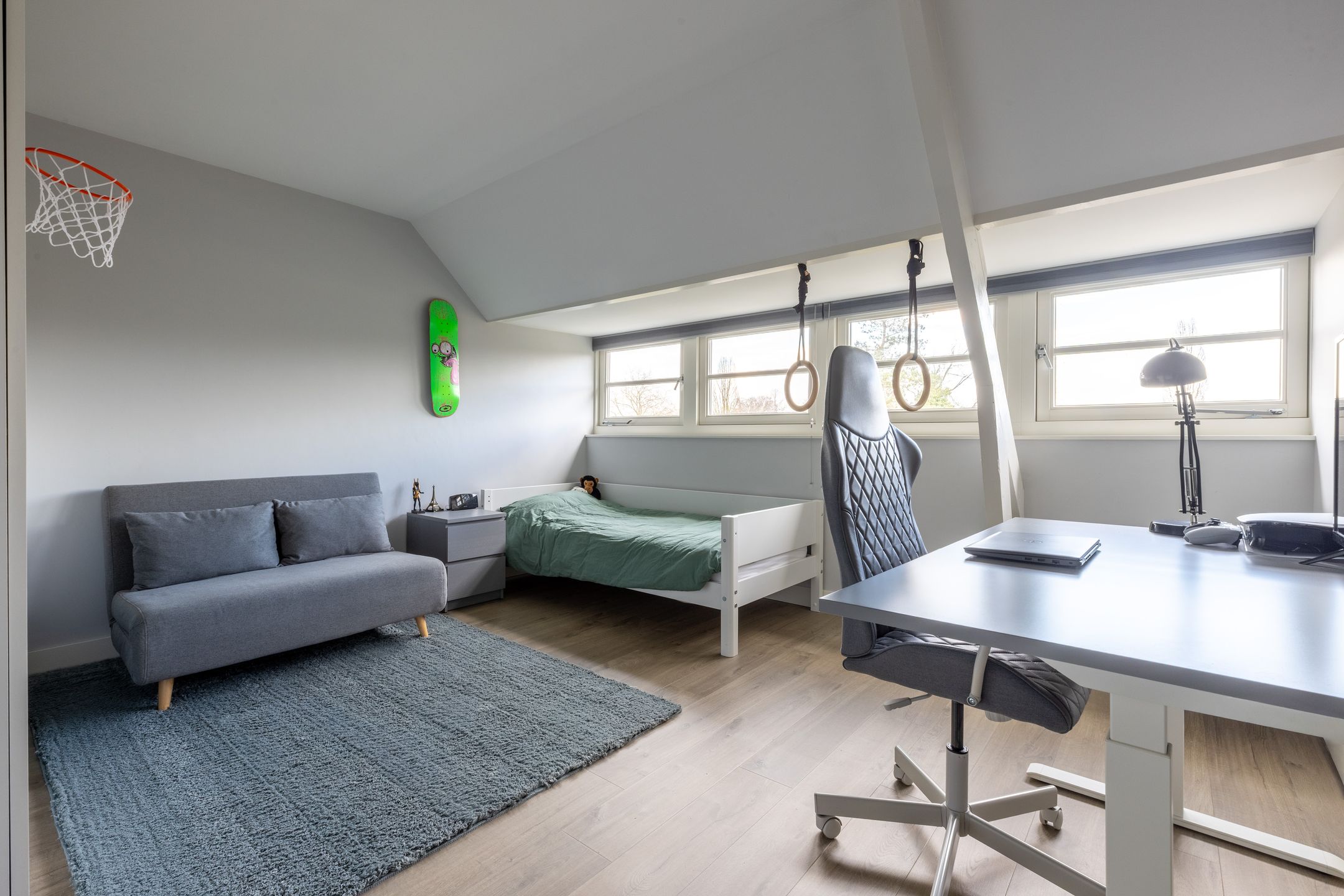 Photo 39 of Irisstraat 11