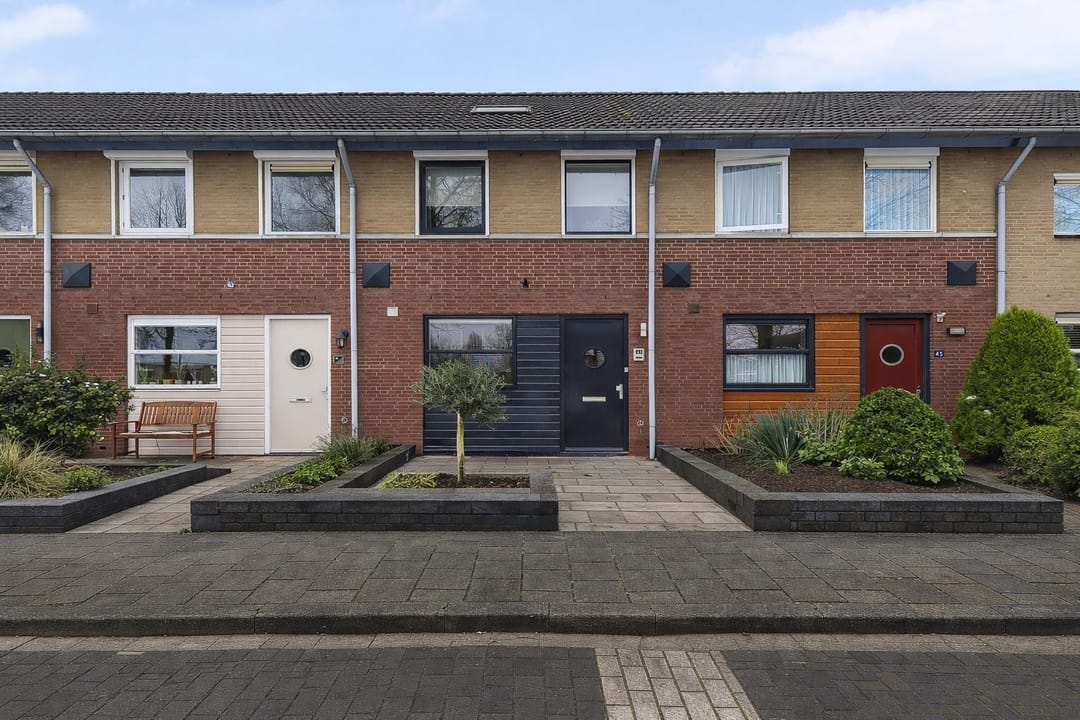 Foto 1 van van Herlaerstraat 43