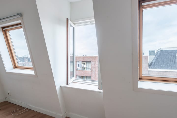 Foto 15 van Eerste Atjehstraat 108-4