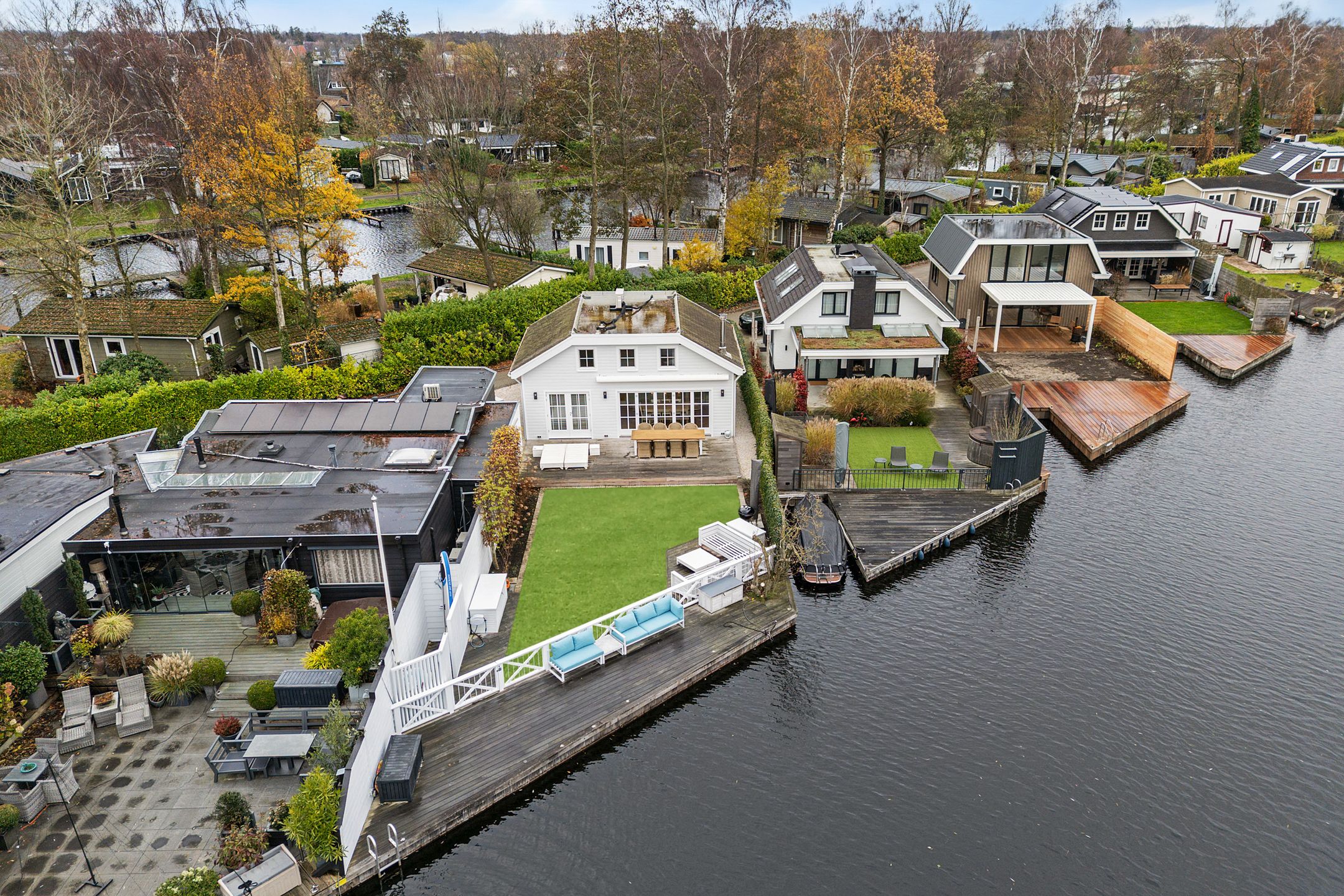 Foto 36 van Oud-Loosdrechtsedijk 113-CA19