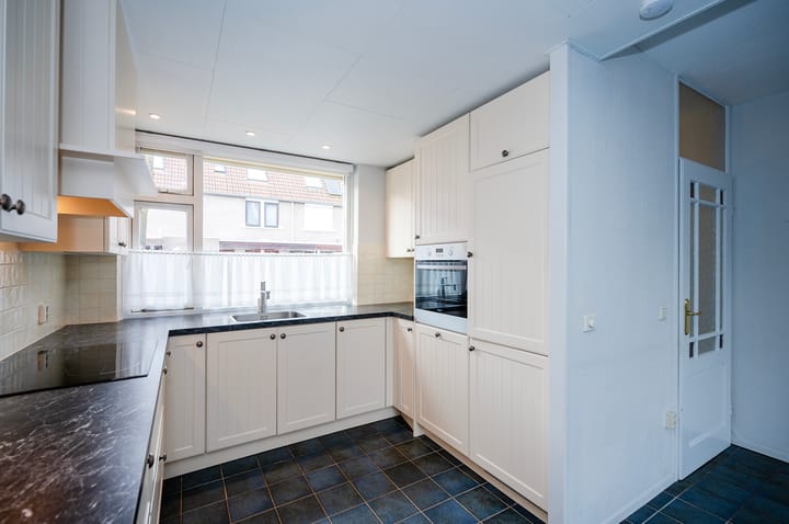 Photo 16 of Valkenkamp 281