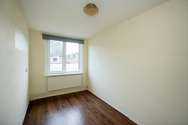 Photo 19 of Valkenkamp 281