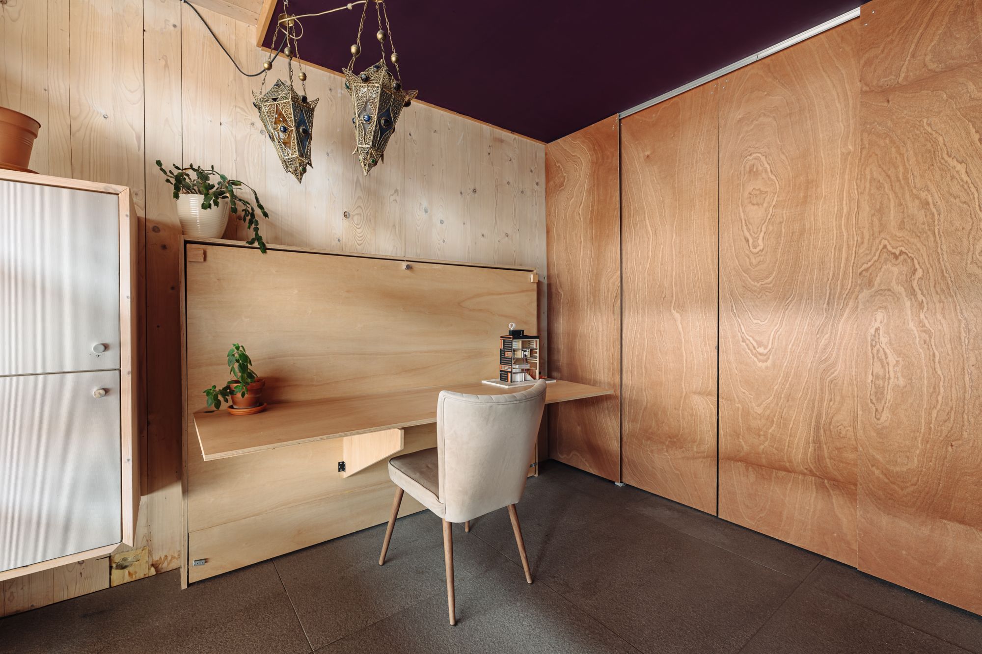 Foto 15 van Edmond Halleylaan 46