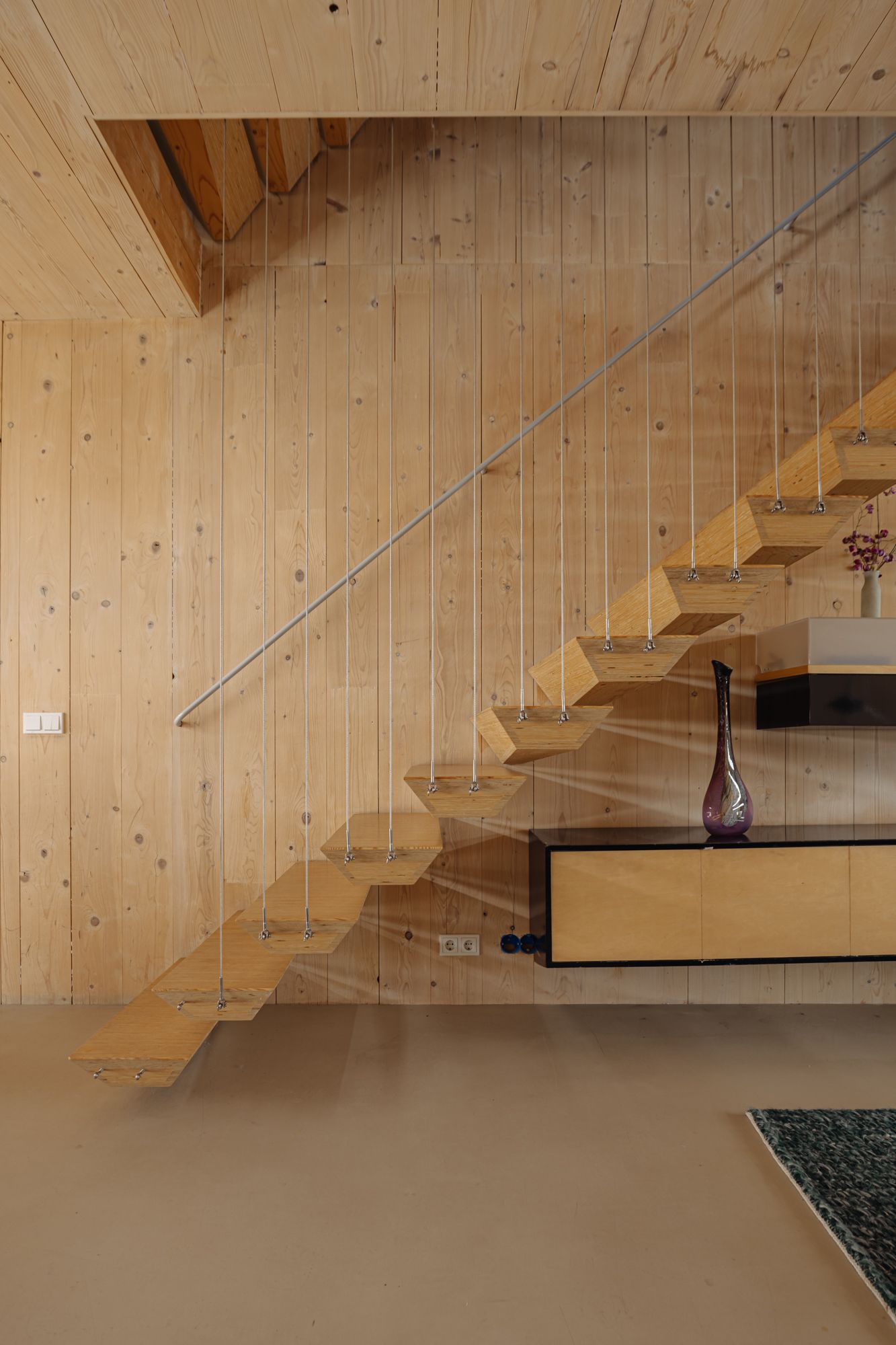 Foto 25 van Edmond Halleylaan 46