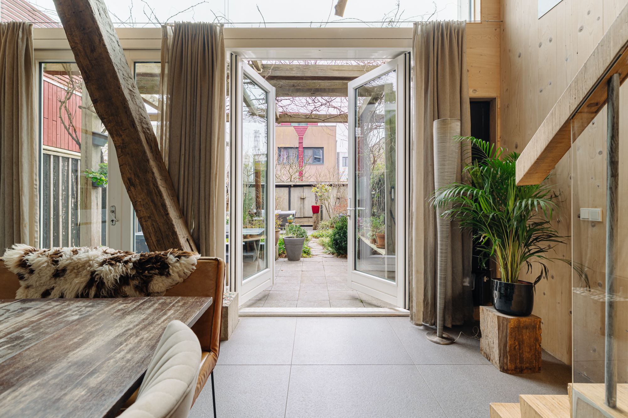 Foto 6 van Edmond Halleylaan 46