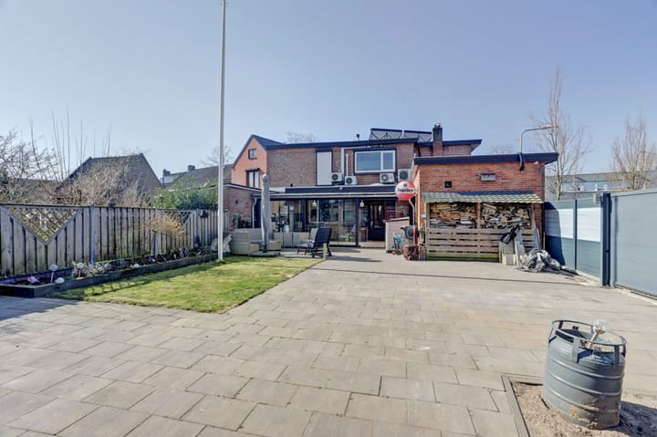 Photo 35 of Antwerpsestraat 102