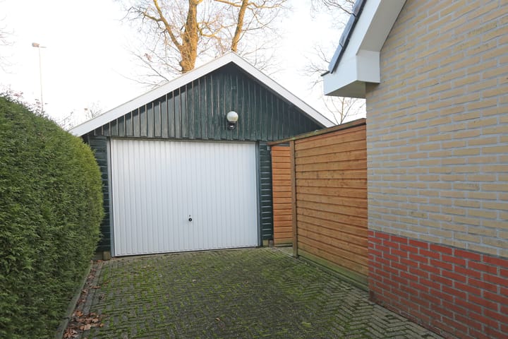 Photo 5 of Kanaelsloane 27