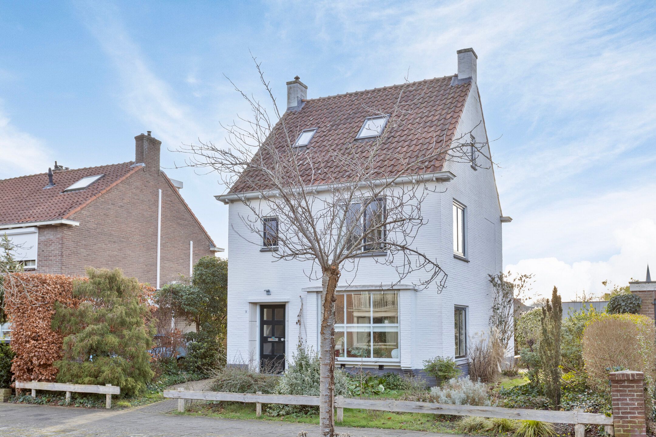 Buying a house in The Netherlands., Longoliusstraat 4
