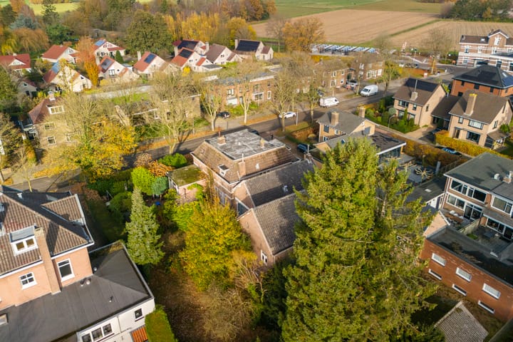 Foto 44 van Stationsweg 6