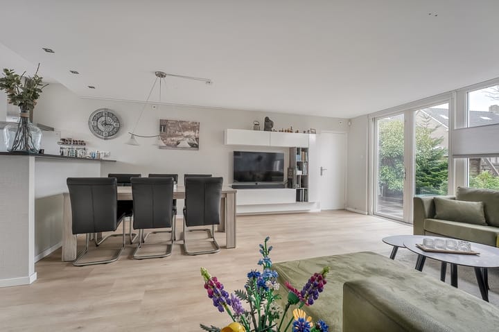 Foto 2 van van Poelgeestlaan 2