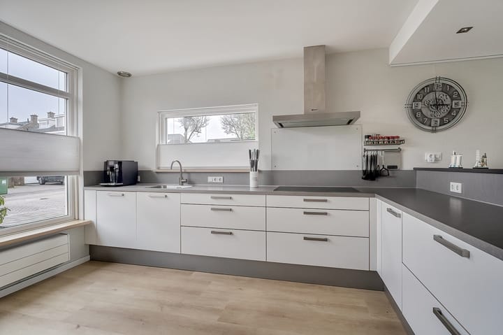 Foto 3 van van Poelgeestlaan 2