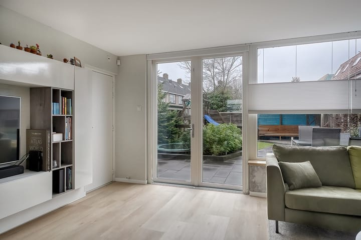 Foto 9 van van Poelgeestlaan 2