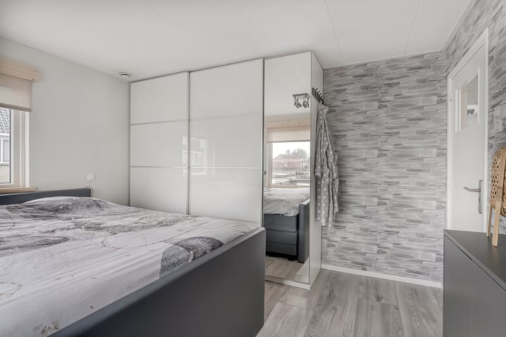 Foto 23 van van Poelgeestlaan 2