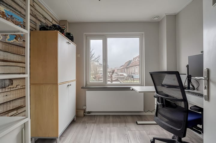 Foto 24 van van Poelgeestlaan 2