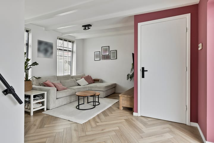 Foto 15 van Strijenseweg 130