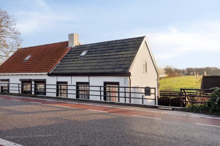 Foto 4 van Strijenseweg 130