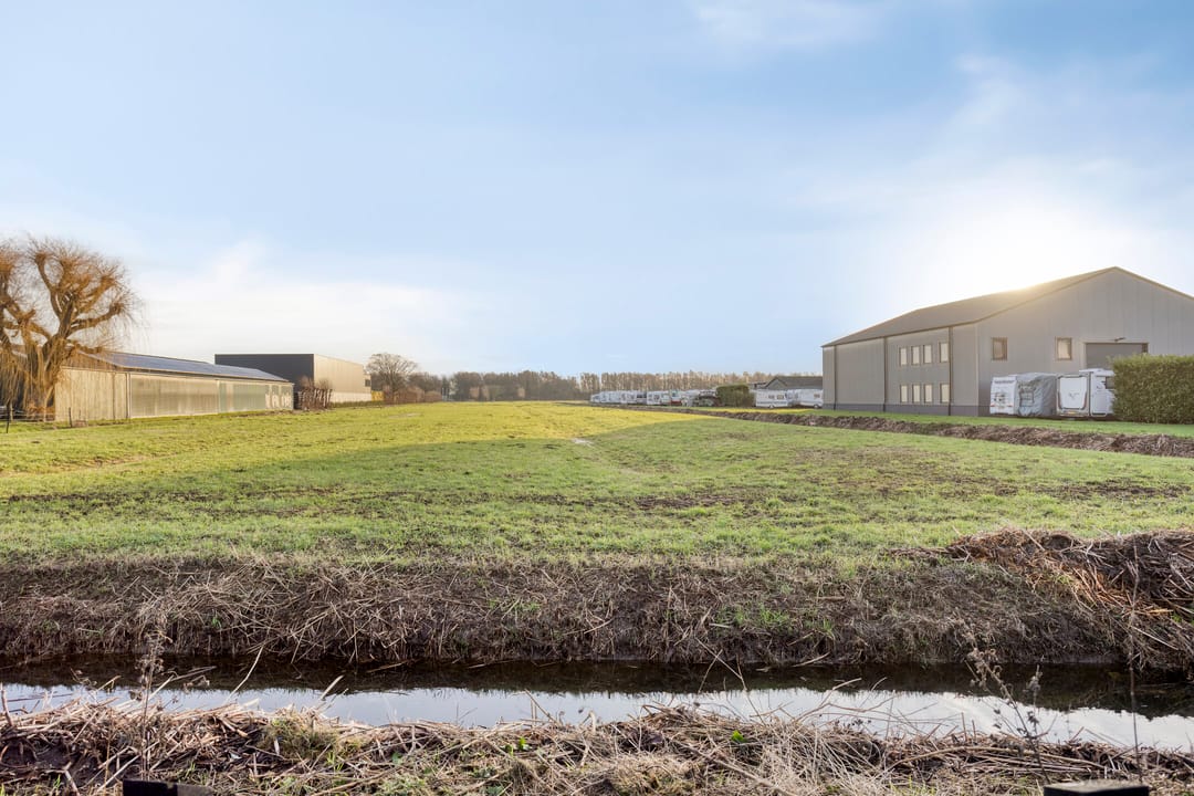 Foto 26 van Strijenseweg 130