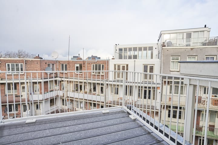 Foto 21 van Tilanusstraat 75-4