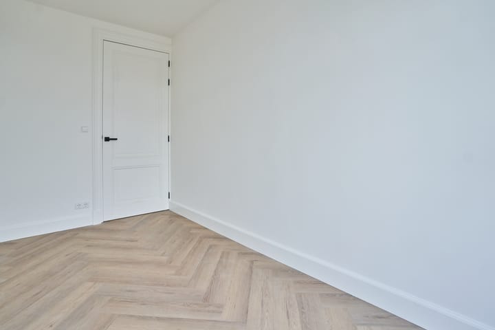 Foto 16 van Tilanusstraat 75-4