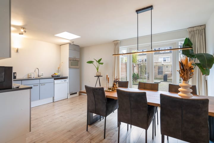 Foto 3 van Engelbrechtstraat 4