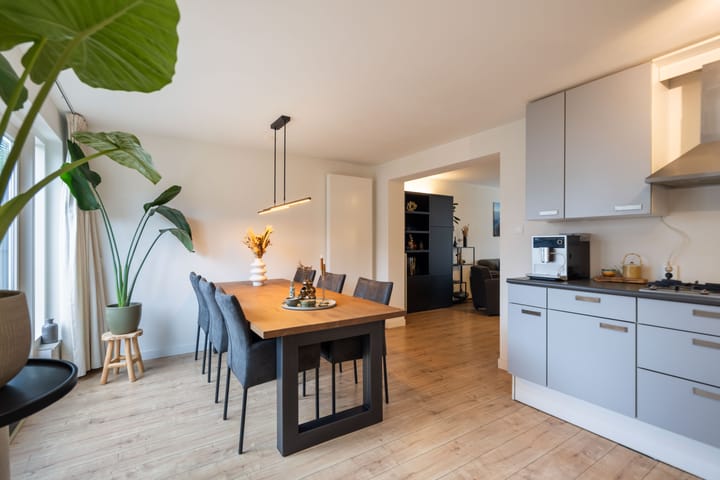 Foto 17 van Engelbrechtstraat 4