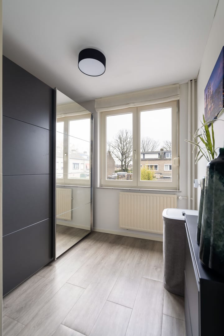 Foto 25 van Engelbrechtstraat 4