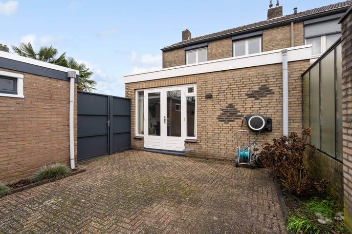 Foto 31 van Engelbrechtstraat 4